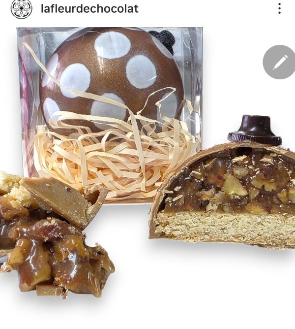 Pecan Pie Chocolate Christmas Bauble